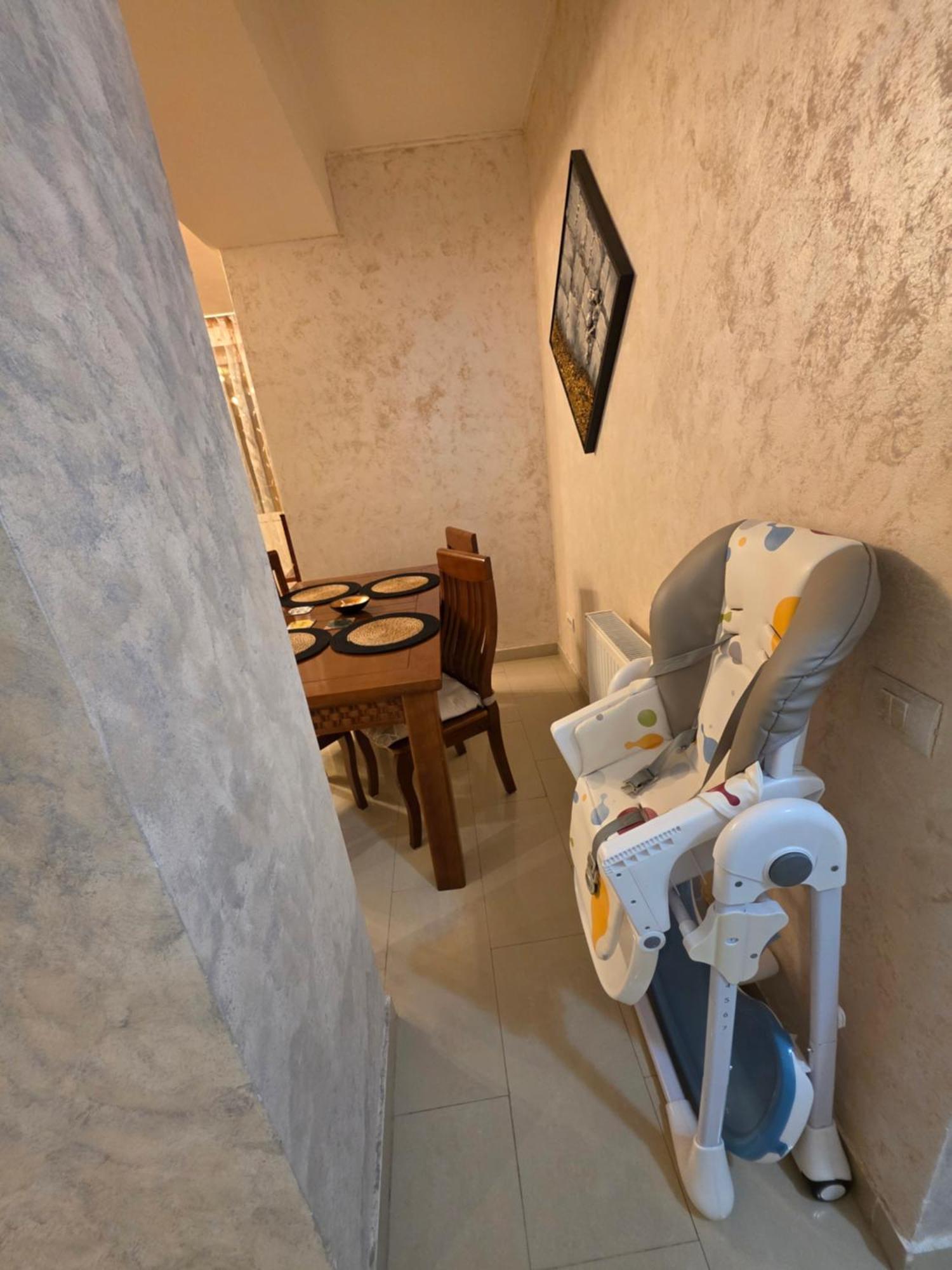 Melly'S Apartment Summerland Mamaia Exterior foto